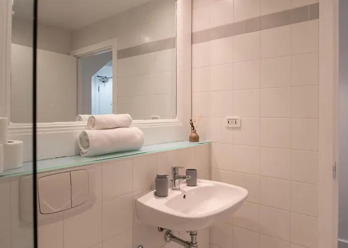 Modern 2Br Apt Near Arndale & Ao Arena *