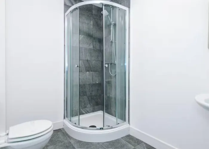 아파트 Salford Quays 4 Guests / Parking *