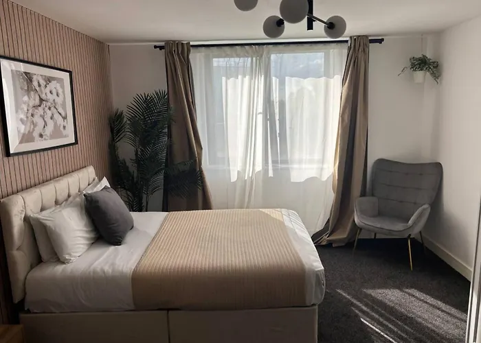 Salford Quays 4 Guests / Parking 맨체스터