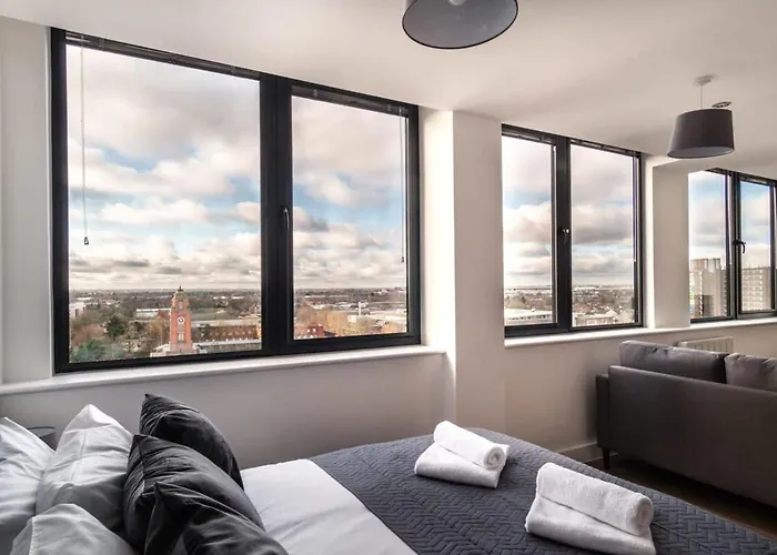 Stayzeni, Alexandra Rise *