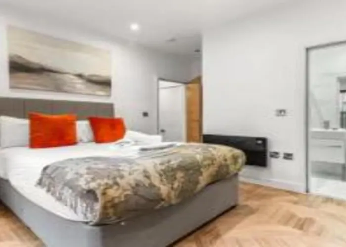 Beautifully 3bed Restored - Pass The Keys Manchester