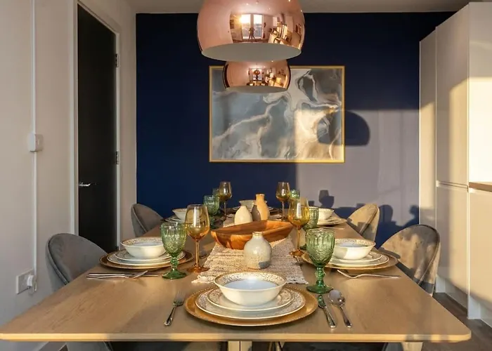 아파트 Modern & Spacious 2 Bed By Old Trafford 맨체스터