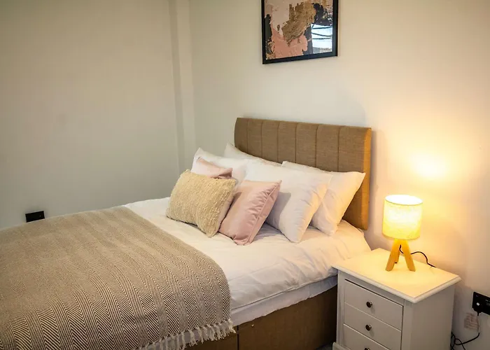 Fabulous 2 Bedroom In דירה מנצ'סטר