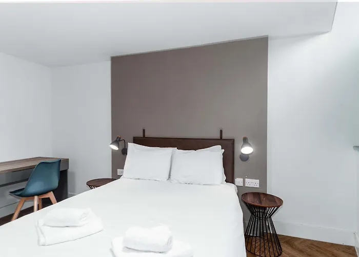 아파트 Modern 3bed Flat In W Security