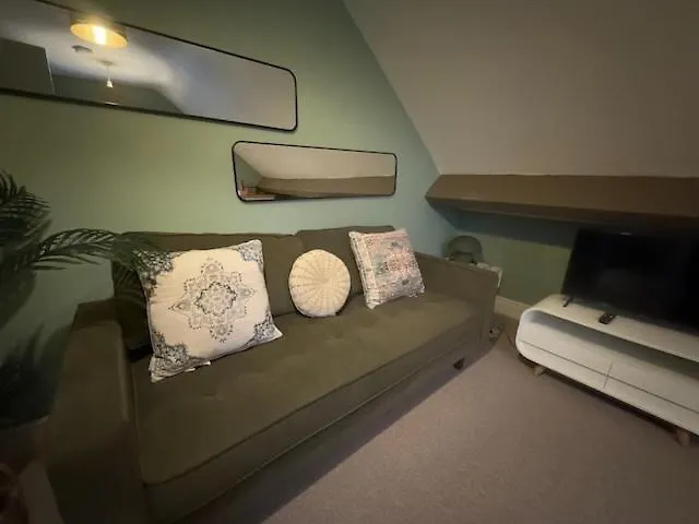 Chorlton Stylish & Convenient شقة