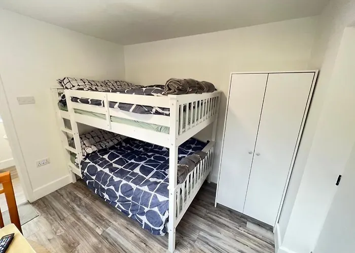 Lux Shared Flat With 2 Private Bedrooms And 2 Private En-suite Bathrooms Apartamento