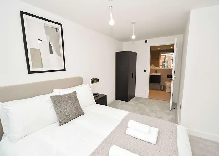 Apartment Modern 1 Bed Flat In W Balcony