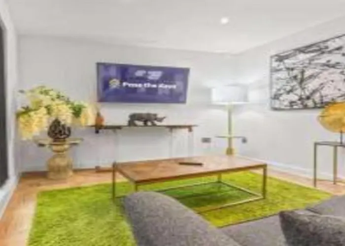 Apartament Stunning Split Floor Flat By Victoria - Pass The Keys *