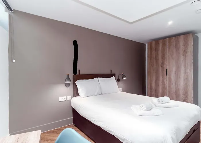 Modern 3bed Flat In W Security 아파트 맨체스터