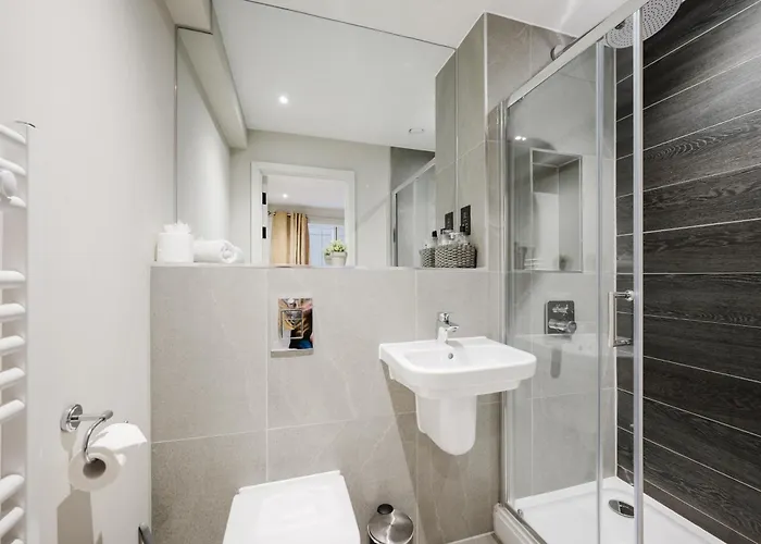 Apartmán 2 Bed Modern Flat, Castlefield, Citycentre, Parking, Self-checkin, Sleeps 4, Balcony, Wifi, Views *