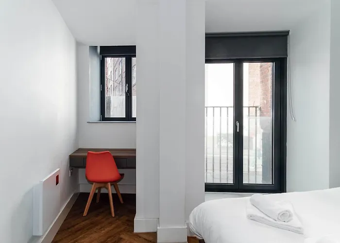 Modern 3bed Flat In W Security 아파트 맨체스터