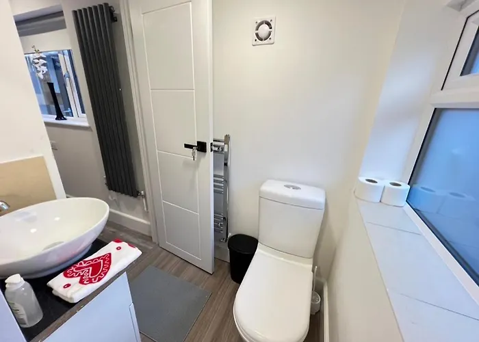 Διαμέρισμα Lux Shared Flat With 2 Private Bedrooms And 2 Private En-suite Bathrooms