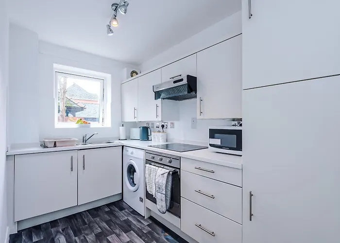 Comfy 1br In Salford, Kitchen, Wifi And Parking 맨체스터