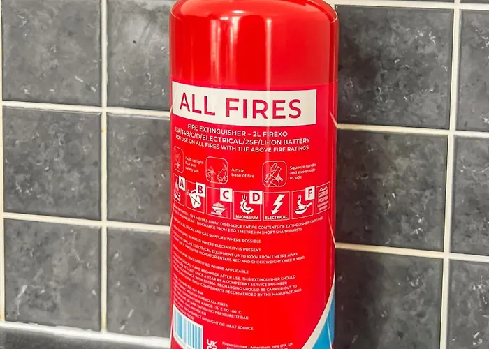 Lägenhet New Getaway House With 2 Free Parking *