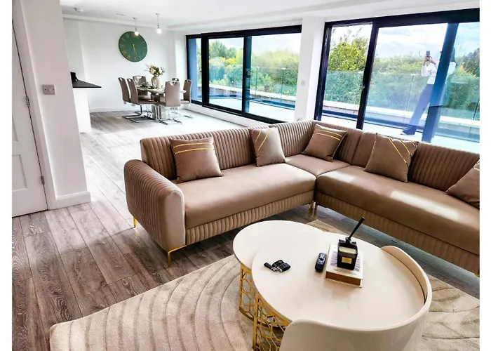 Opfa Luxury Apartment Manchester