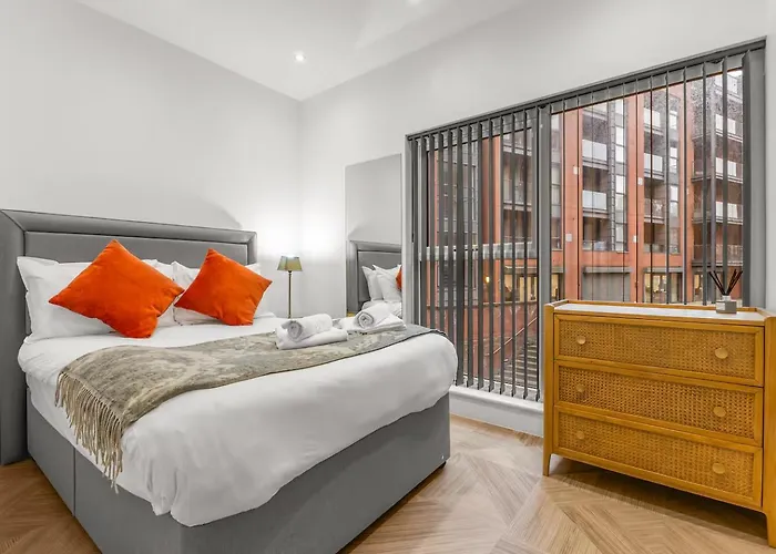 Cosy Retreat - Steps From Spinningfields - Pass The Keys