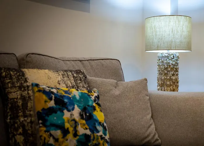 Cosy Retreat - Steps From Spinningfields - Pass The Keys