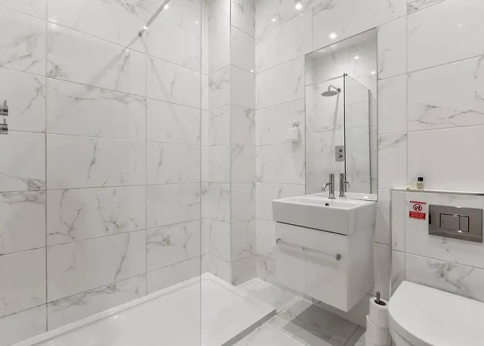 Cosy Retreat - Steps From Spinningfields - Pass The Keys Manchester