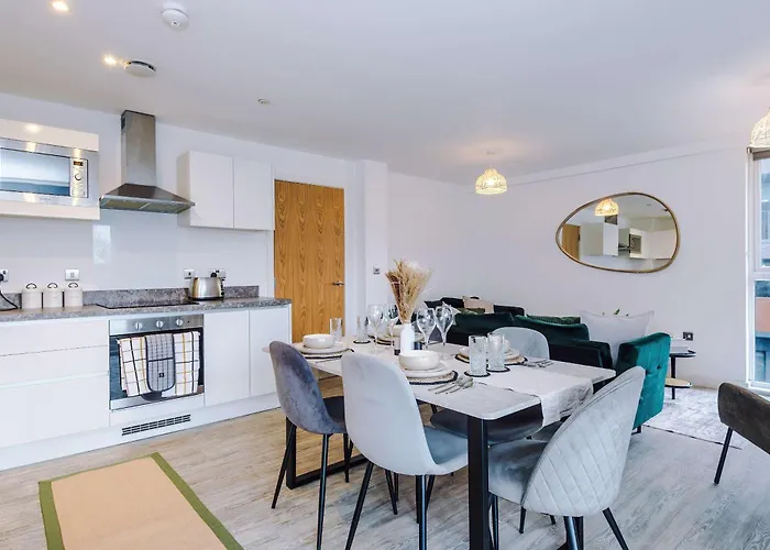 Modern 2 Bed With Balcony By Host A Apartmán Manchester