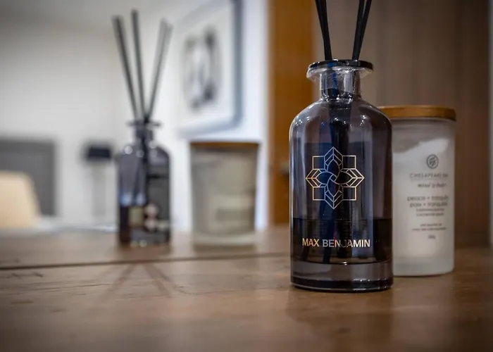 Penthouse Perfect For Couples - By Ao Arena - Pass The Keys Lägenhet *