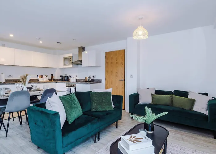 Διαμέρισμα Modern 2 Bed With Balcony By Host A