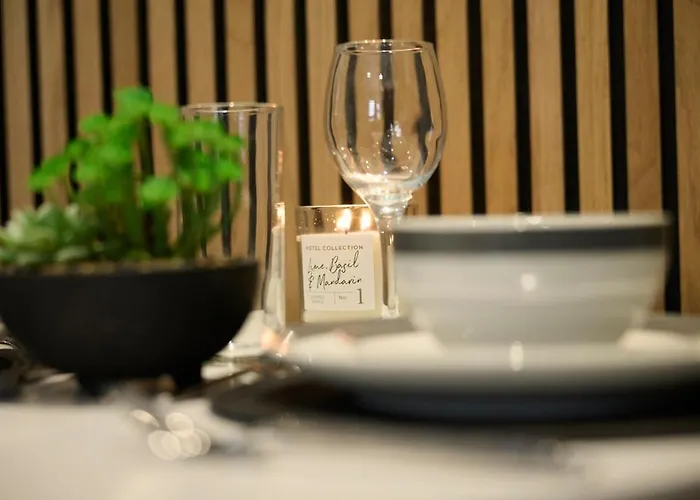 Comfort 2br By Eason Short Lets Denton Mánchester