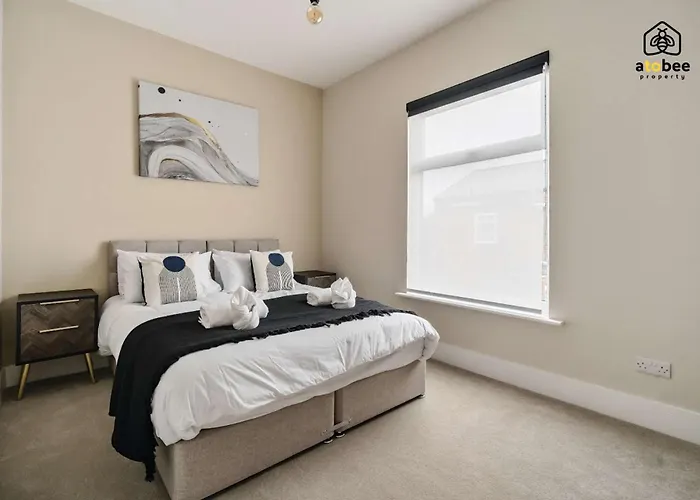 度假居 2 Bed Near Etihad & Centre On A Quiet Street With Free Parking *