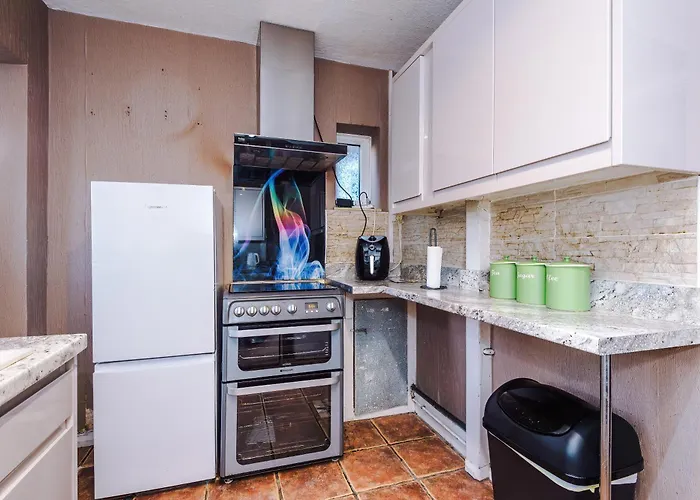 3br By Kammili With Free Parking & Fast Access Vakantiehuis Manchester