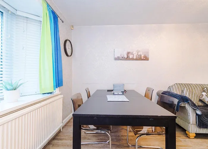 Vakantiehuis 3br By Kammili With Free Parking & Fast Access *