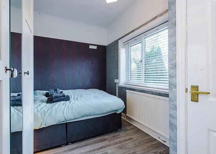 3br By Kammili With Free Parking & Fast Access *