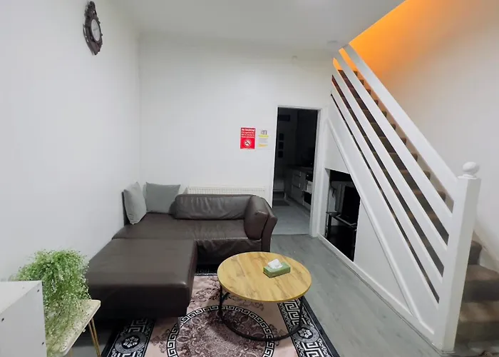 Break - 1 Big Bedroom Sleeps 3