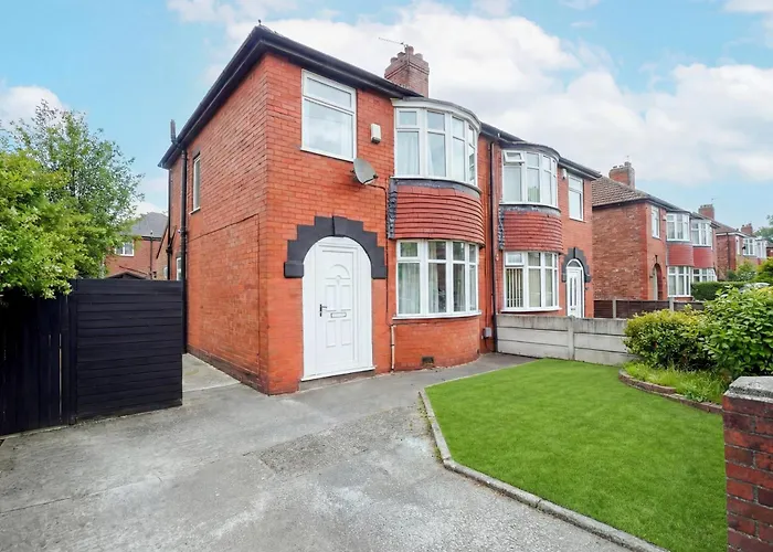 Spacious 3Br Weekend Getaway Home Near Etihad And Coop Live - Free Parking! 度假居 *