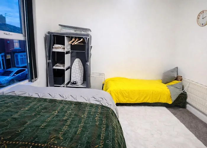 Break - 1 Big Bedroom Sleeps 3