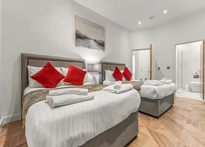 Beautifully 3bed Restored - Pass The Keys *