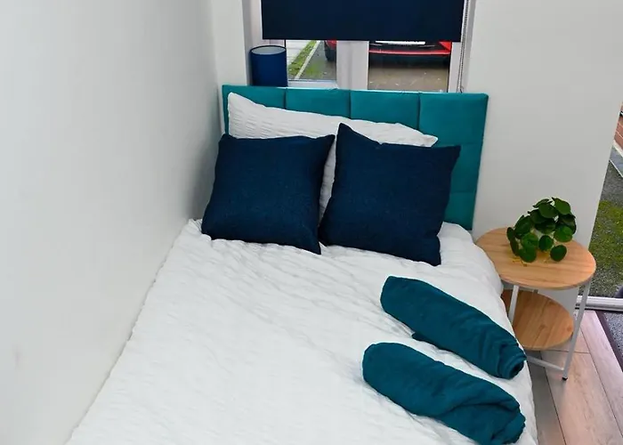 Apartament Cosy - 15 Mins Drive To Manchester