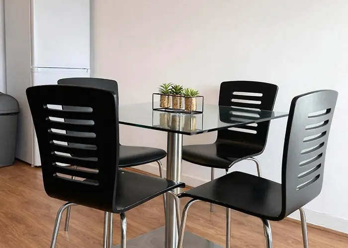 Διαμέρισμα Joyful Group Living 2- Bed Near Piccadilly