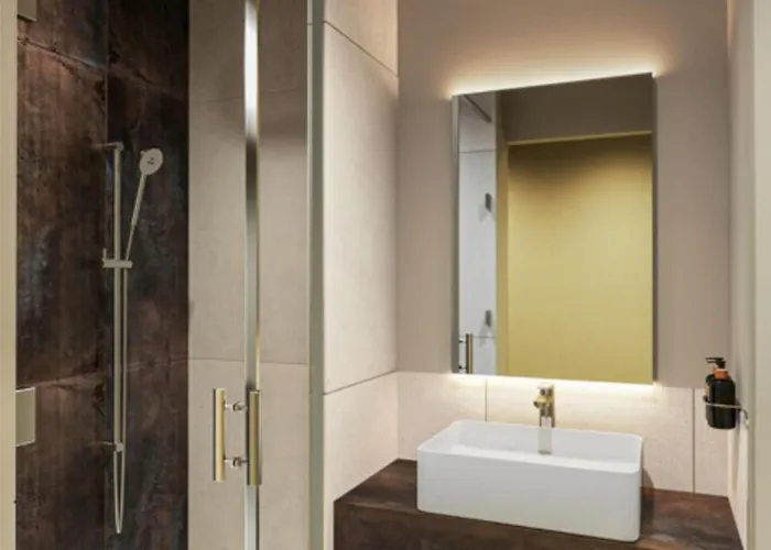 Hampton By Hilton Manchester City Centre 4*