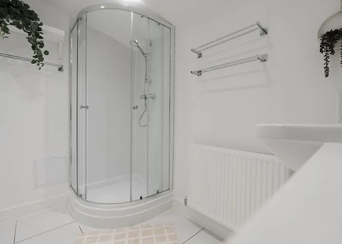 E-haven - Etihad-coop Live-free Parking-pool Table