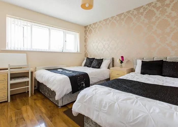 2 Bedroom Eith 3 Beds Sofa Bed Near Stadium