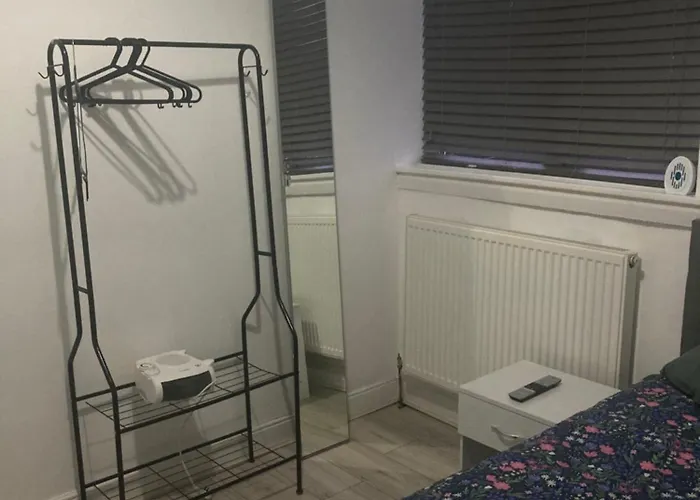 Spacious Double In Проживание в семье