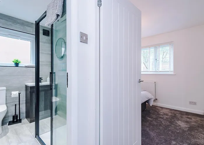 Сasa de vacaciones Stylish 2br House For 4 In With Parking *