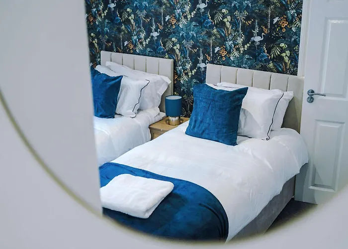 3 Bedroom Town House - Etihad Stadium - Free Parking Дом отдыха Манчестер