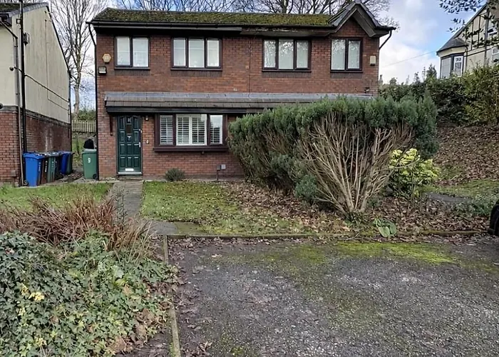 Contractor-friendly In Manchester, Parking, Wifi *