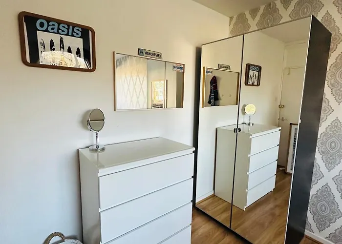 The Oasis - Fast Wi-fi - Private Workspace Manchester