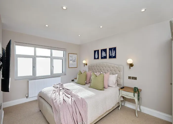 Stylish 4 Bed In Old Trafford Next To Mufc Casa vacanze Manchester