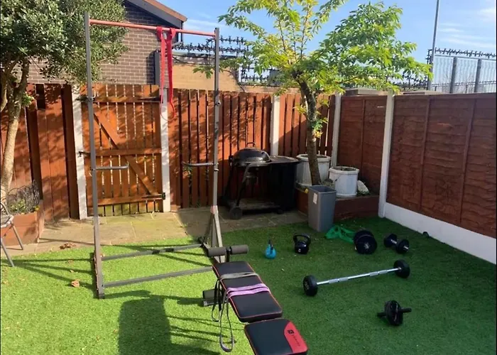 The Oasis - Fast Wi-fi - Private Workspace *