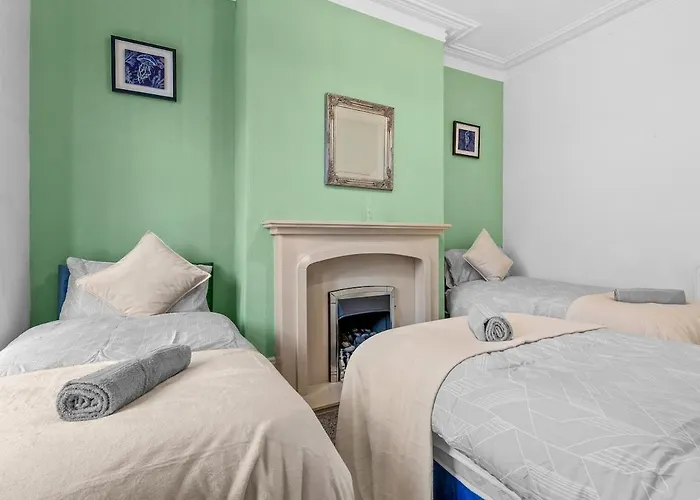 Premium Failsworth - Sleeps Up To 14! Dom wakacyjny Manchester