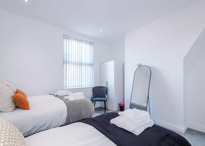 Сasa de vacaciones 3 Bedroom Town House - Etihad Stadium - Free Parking *