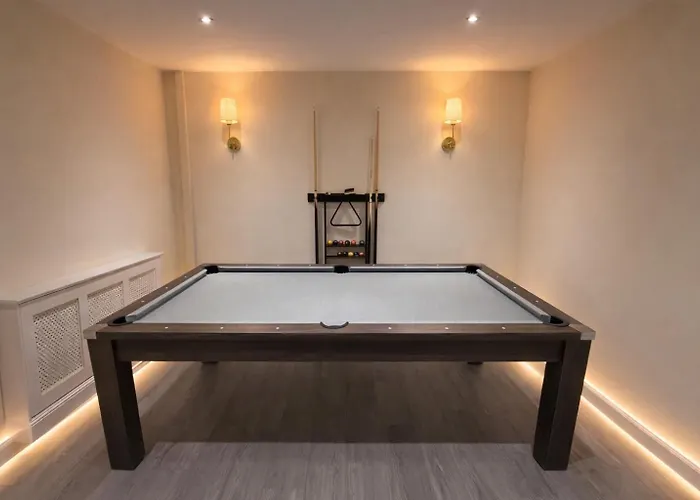 Hébergement de vacances Spacious 3-bed House With Private Yard Manchester