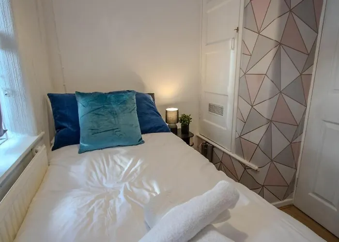 Nyaraló Modern 3br House - Quiet Clifton Area *